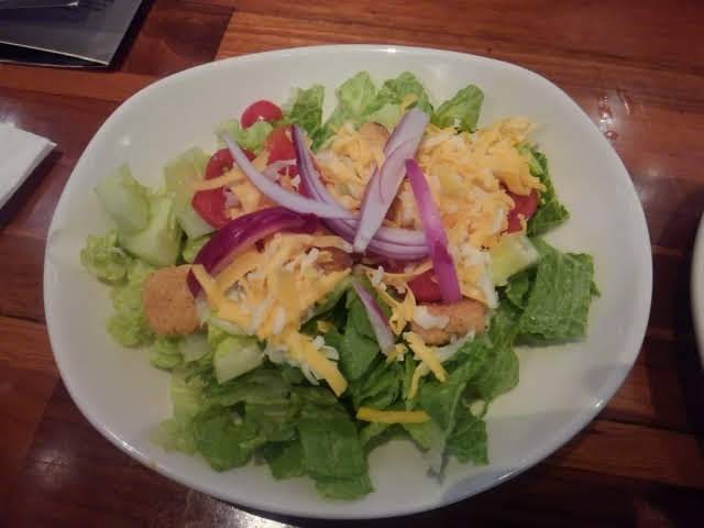 Outback Steakhouse | restaurant | 275 N Main St, Bellingham, MA 02019, USA | 5089669333 OR +1 508-966-9333