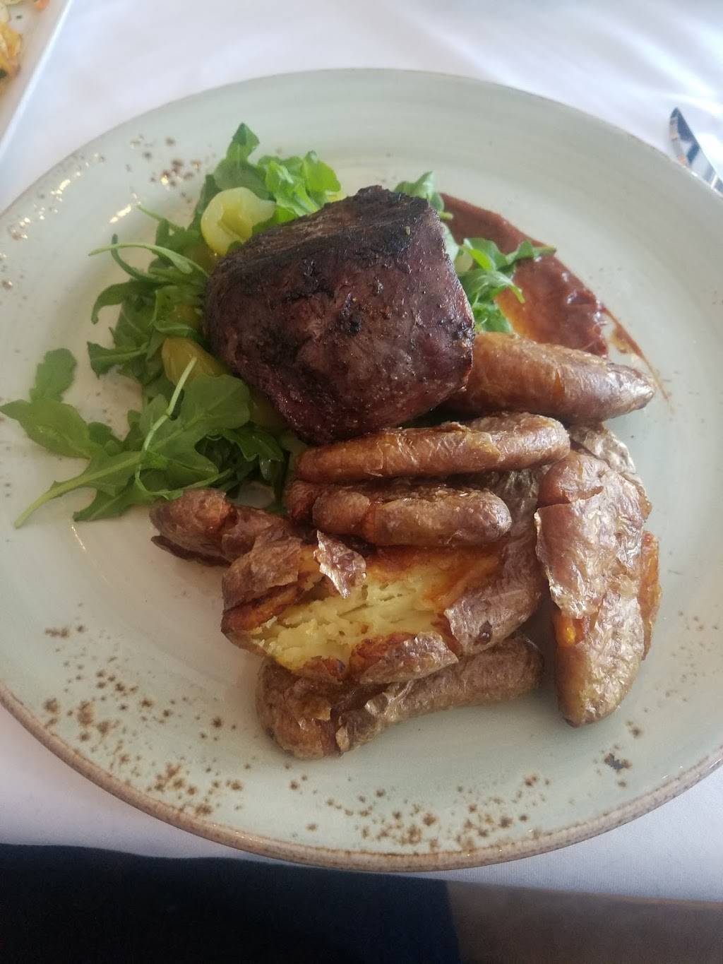 Cunninghams | restaurant | 1 Olympic Pl, Towson, MD 21204, USA | 4103397730 OR +1 410-339-7730