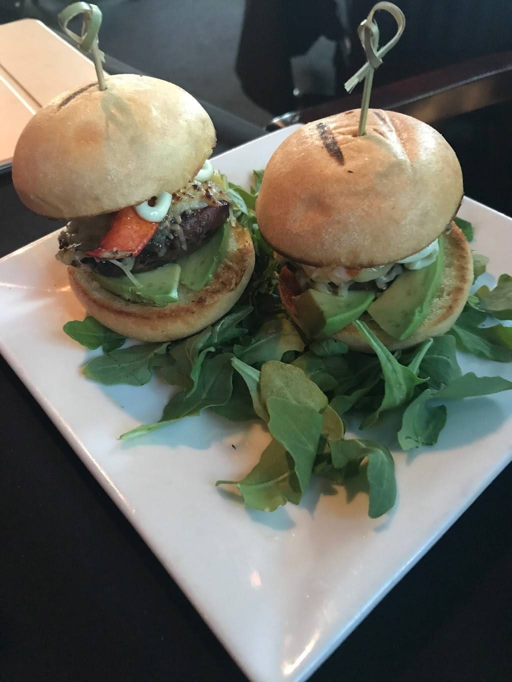 1 North | restaurant | 322 W Montauk Hwy, Hampton Bays, NY 11946, USA | 6315943419 OR +1 631-594-3419