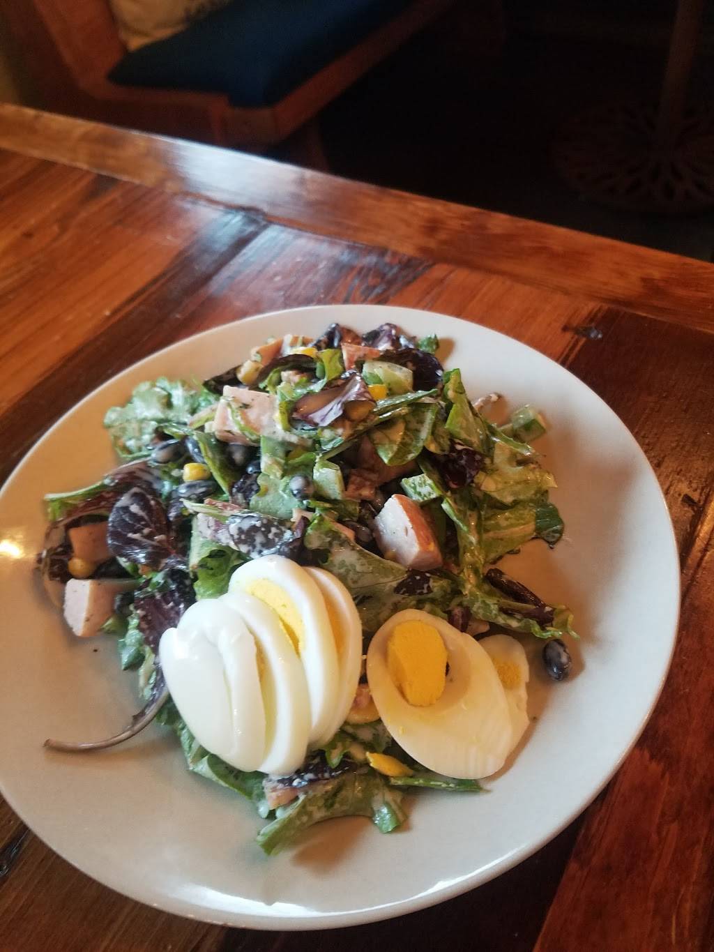 The Wheelhouse | restaurant | 109 N Main St, St Joseph, IL 61873, USA | 2174696252 OR +1 217-469-6252