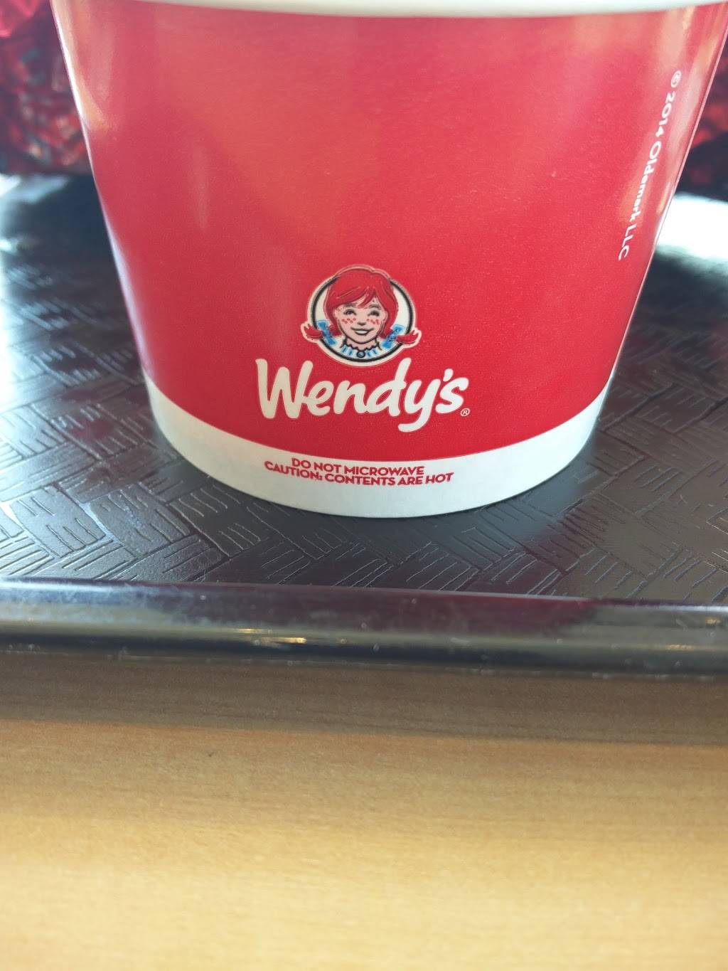 Wendys | restaurant | 11905 Hwy 99, Everett, WA 98204, USA | 4255131255 OR +1 425-513-1255