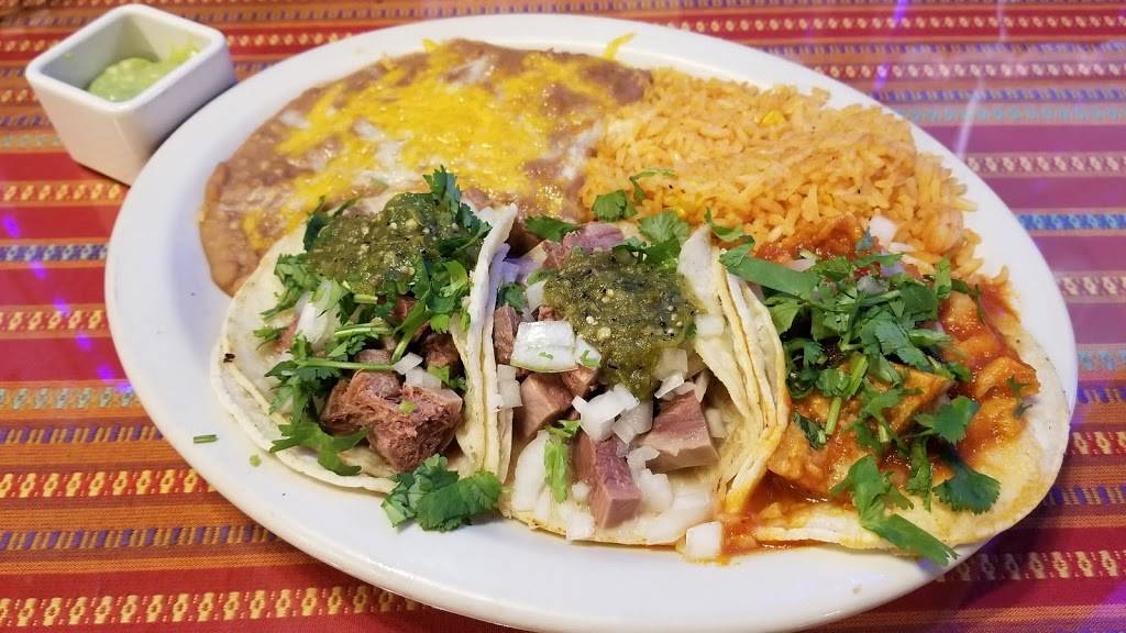 El Sabroso Grill | restaurant | 214 W Santa Fe Ave, Placentia, CA 92870, USA | 7145246716 OR +1 714-524-6716