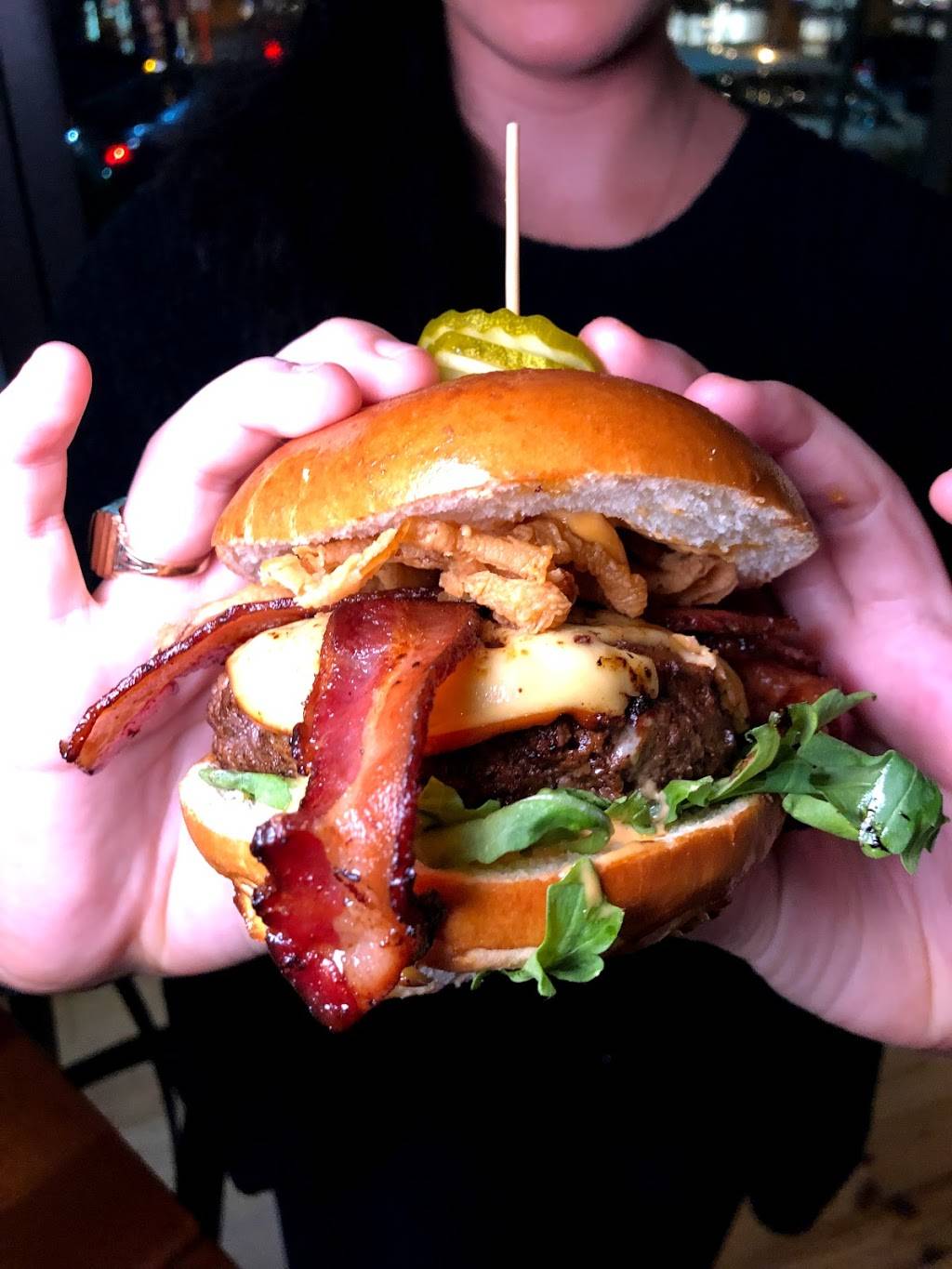 Red Star Charles Village | restaurant | 3224 St Paul St, Baltimore, MD 21218, USA | 4439485539 OR +1 443-948-5539