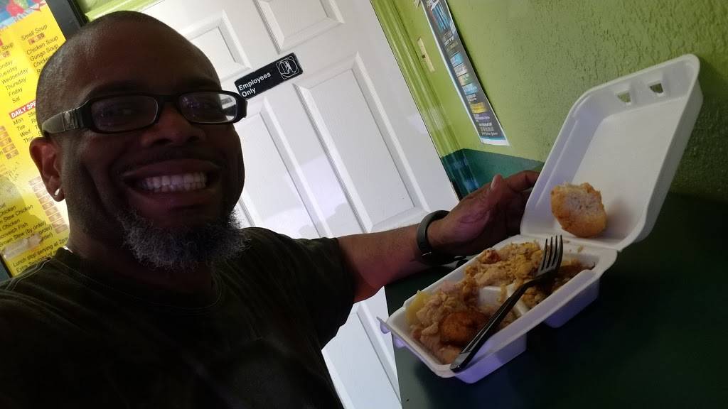 Silver Spoon Jamaican Restaurant | restaurant | 18334 Homestead Ave C, Miami, FL 33157, USA | 7862930022 OR +1 786-293-0022