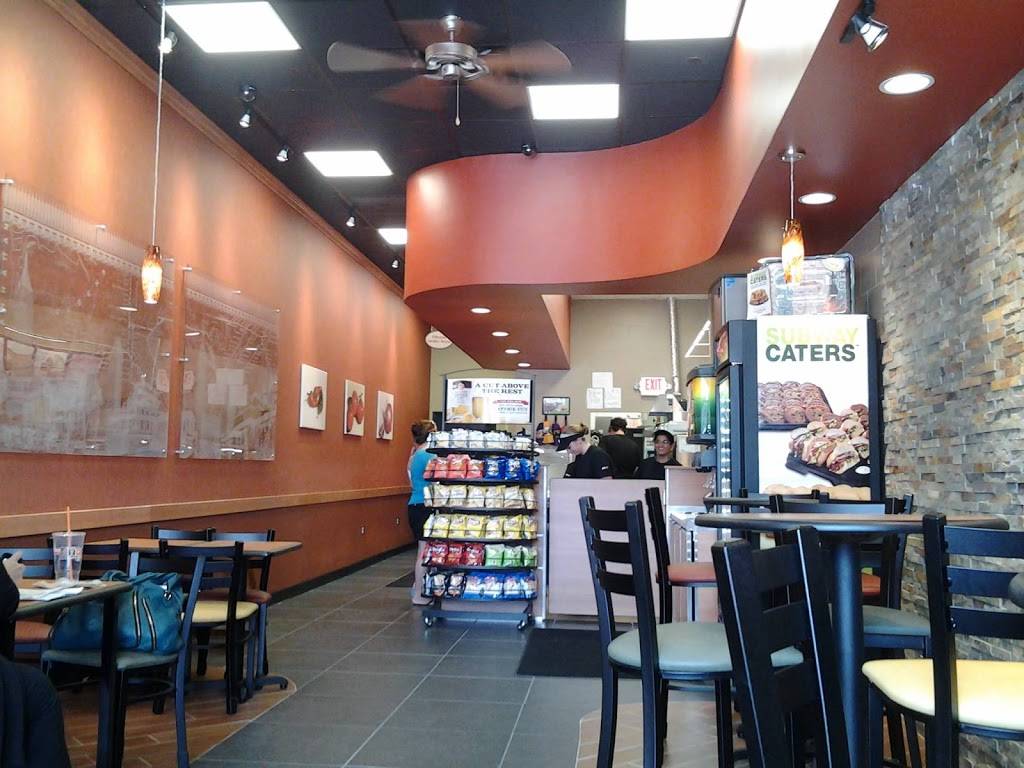 Subway Restaurants | restaurant | Carriagetown Marketplace, 100 Macy St Unit L, Amesbury, MA 01913, USA | 9783881682 OR +1 978-388-1682