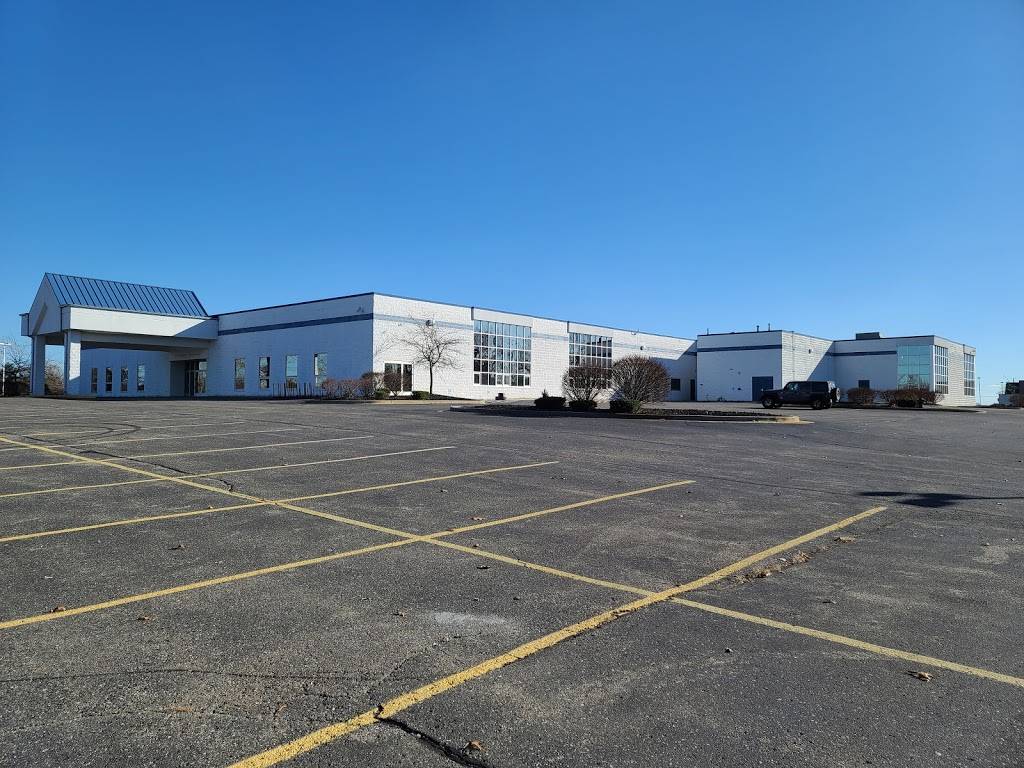 STS Athletic Complex | restaurant | 786 W Highland Rd, Highland, MI 48357, USA | 2487145667 OR +1 248-714-5667