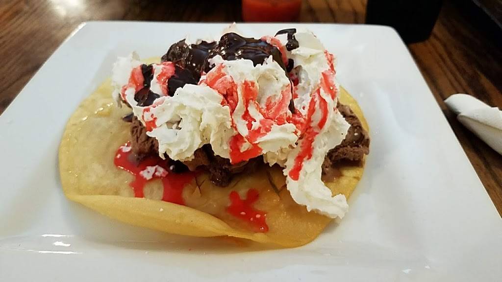 El Charritos | restaurant | 119 N Main St, Water Valley, MS 38965, USA | 6624734848 OR +1 662-473-4848