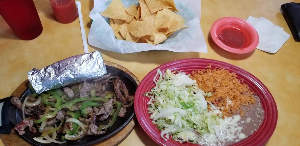 El Camino Real | restaurant | 1398 E Old Hwy 40, Odessa, MO 64076, USA | 8162305595 OR +1 816-230-5595