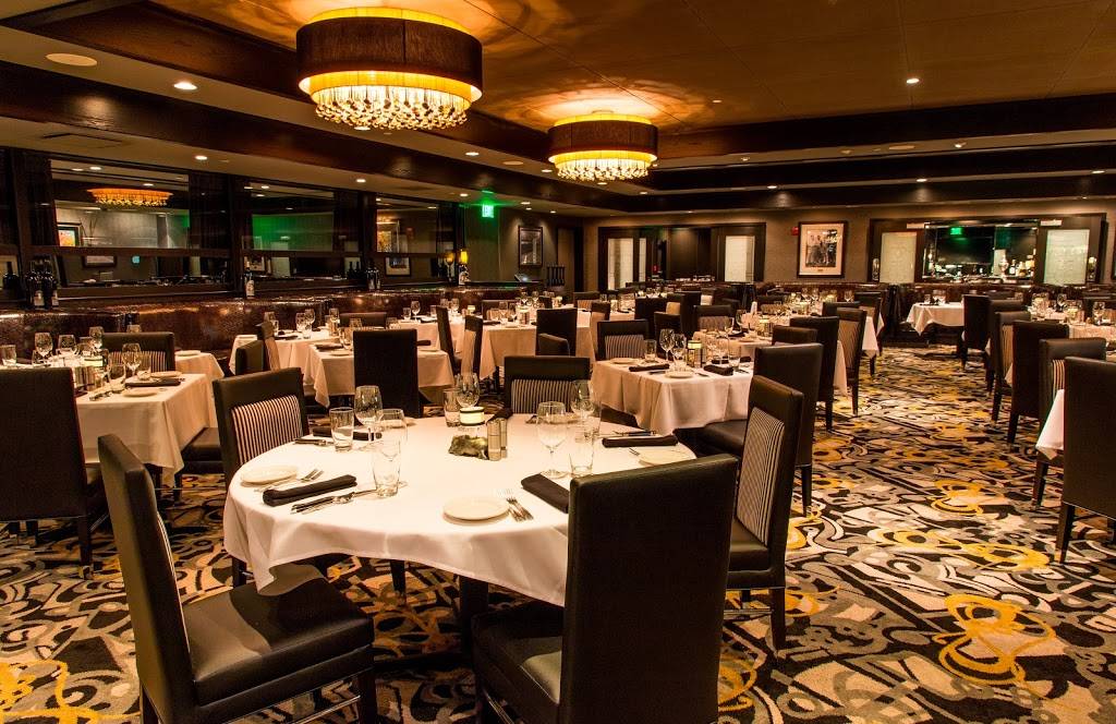 Mortons The Steakhouse | restaurant | 1641 W Sunflower Ave, Santa Ana, CA 92704, USA | 7144444834 OR +1 714-444-4834