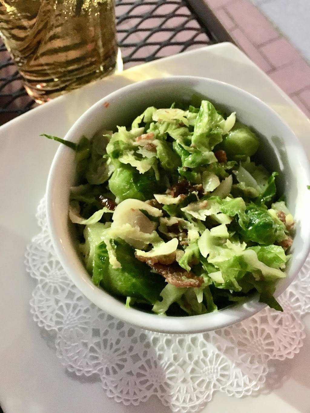 Samuel Becketts Irish Gastro Pub | restaurant | 2800 S Randolph St #110, Arlington, VA 22206, USA | 7033790122 OR +1 703-379-0122