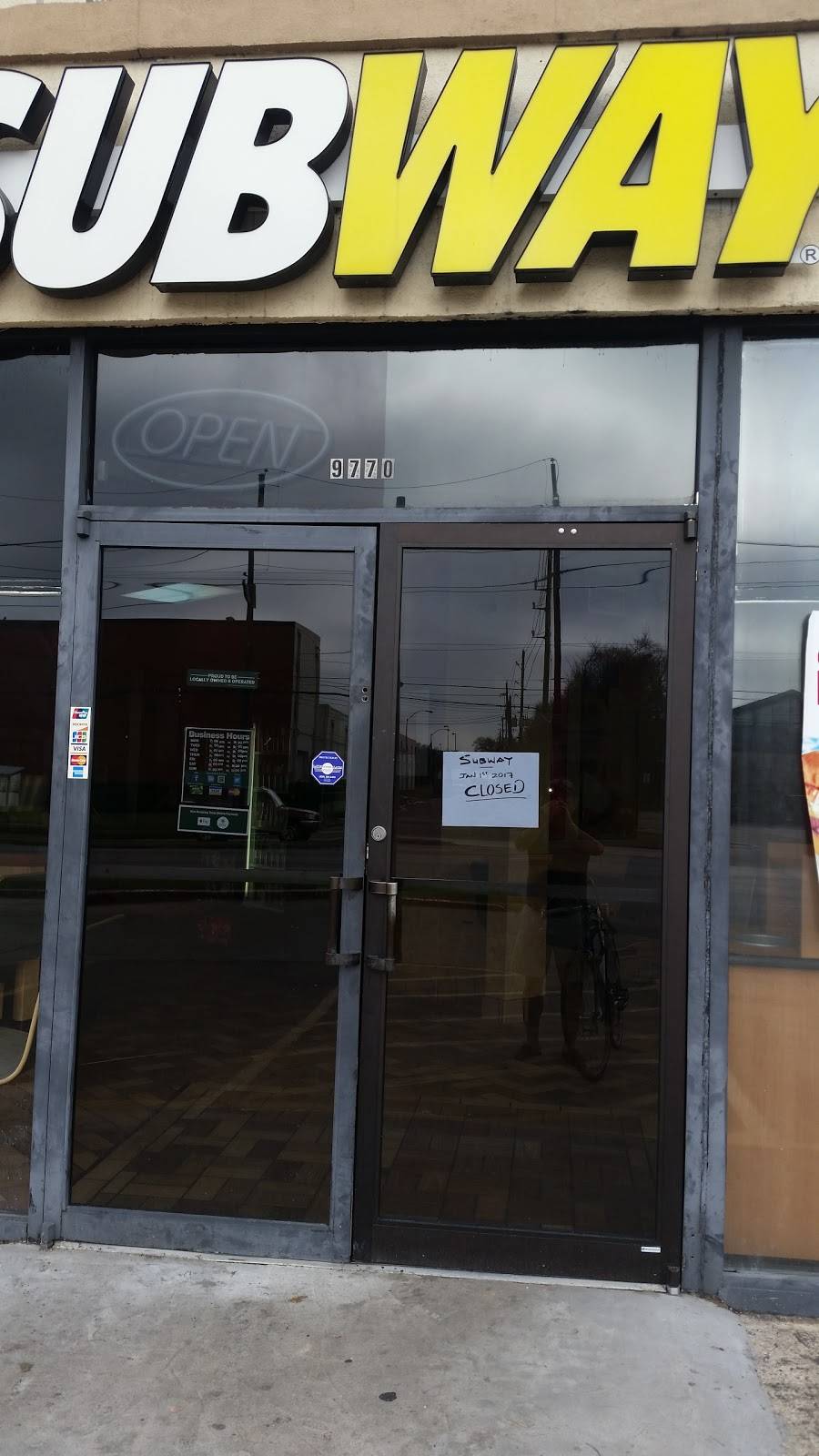 Subway | restaurant | 9770 Bissonnet St, Houston, TX 77036, USA | 7132727407 OR +1 713-272-7407