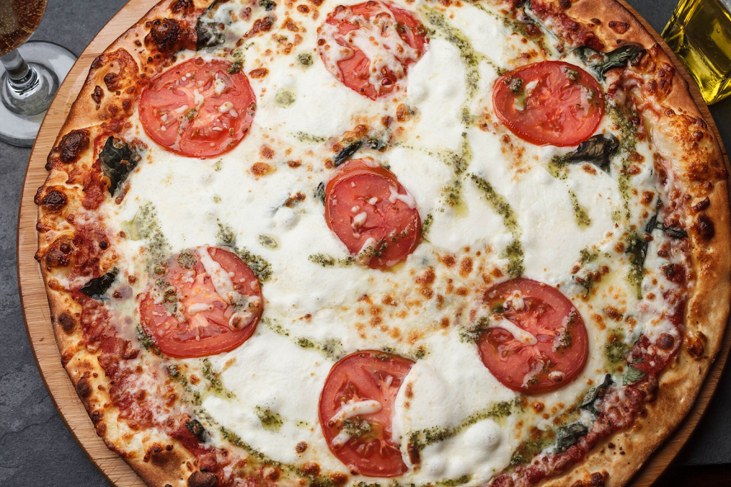 Stella Pizzeria & Restaurant | meal delivery | 4421 Clearview Pkwy, Metairie, LA 70006, USA | 5043097677 OR +1 504-309-7677