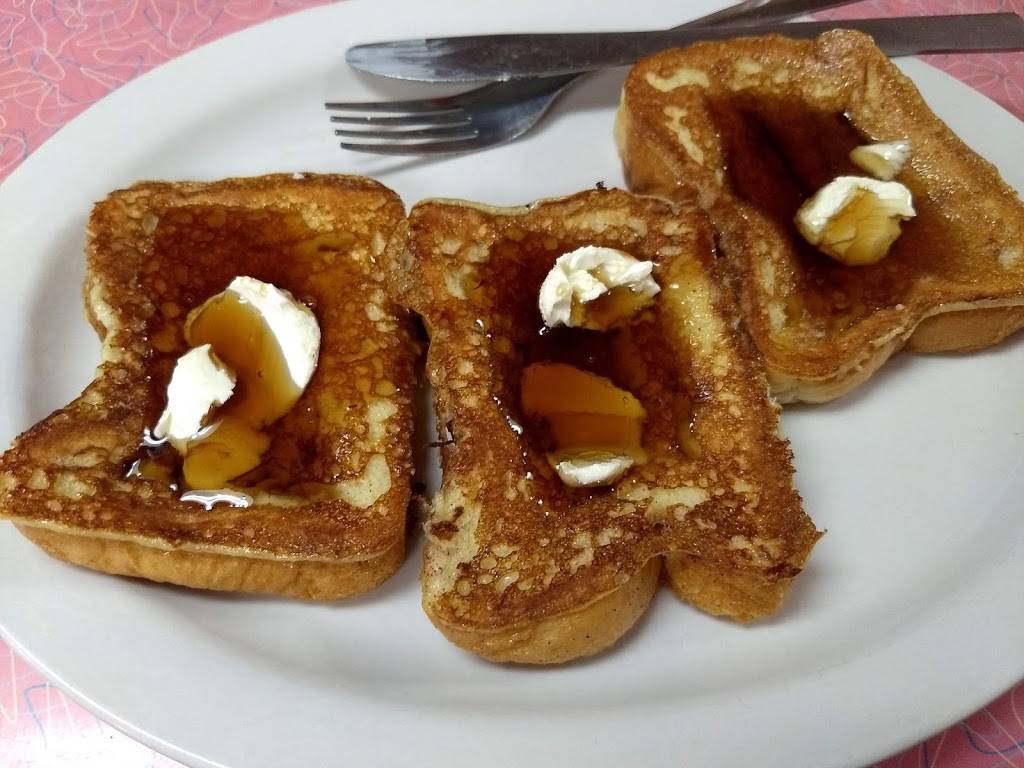 Chili Macs Diner | restaurant | 510 Pine St, St. Louis, MO 63101, USA | 3144219040 OR +1 314-421-9040