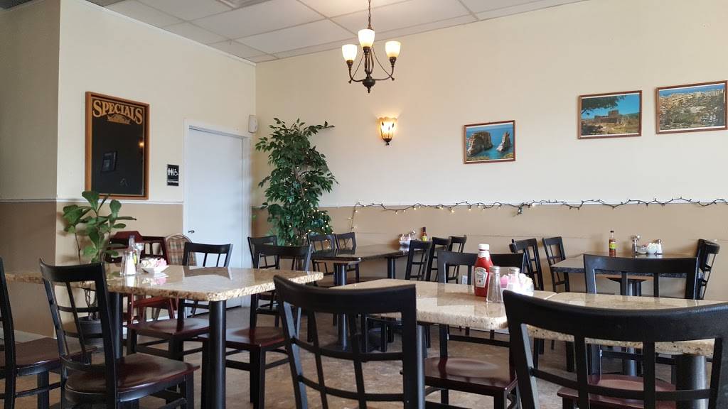 Four Seasons Mediterranean Cuisine | restaurant | 1892 US-130, North Brunswick Township, NJ 08902, USA | 7326586555 OR +1 732-658-6555