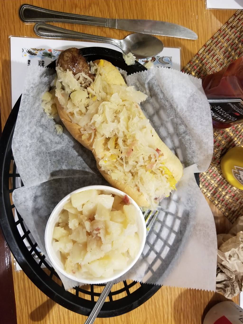 Brat Haus | restaurant | 2810 N Dixie Fwy, New Smyrna Beach, FL 32168, USA | 3869574233 OR +1 386-957-4233