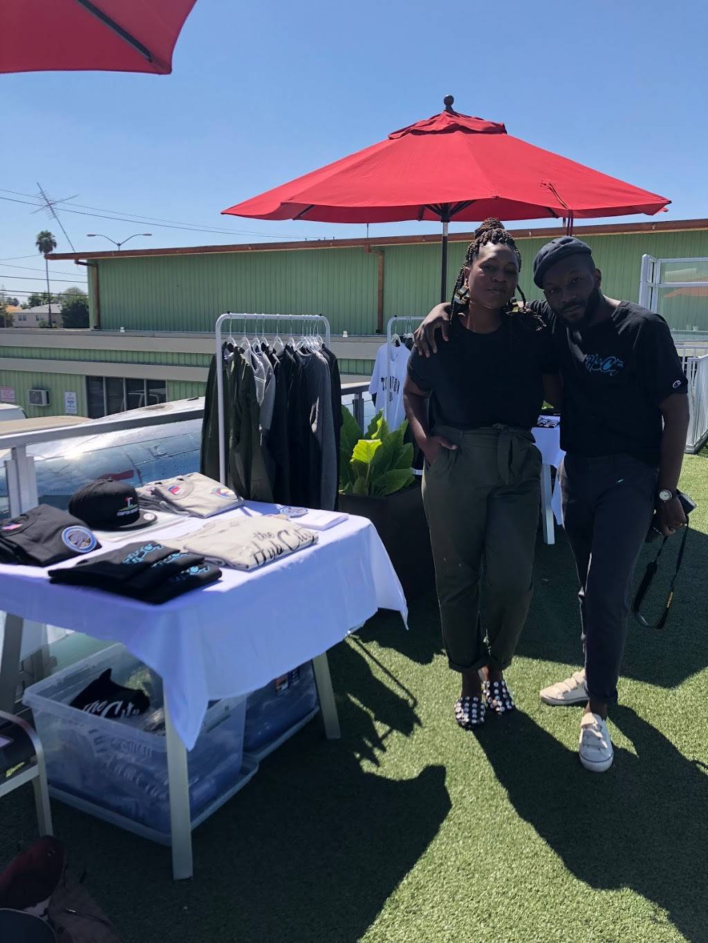 DC3 Gourmet | restaurant | 961 W Alondra Blvd, Compton, CA 90220, USA | 3106181155 OR +1 310-618-1155