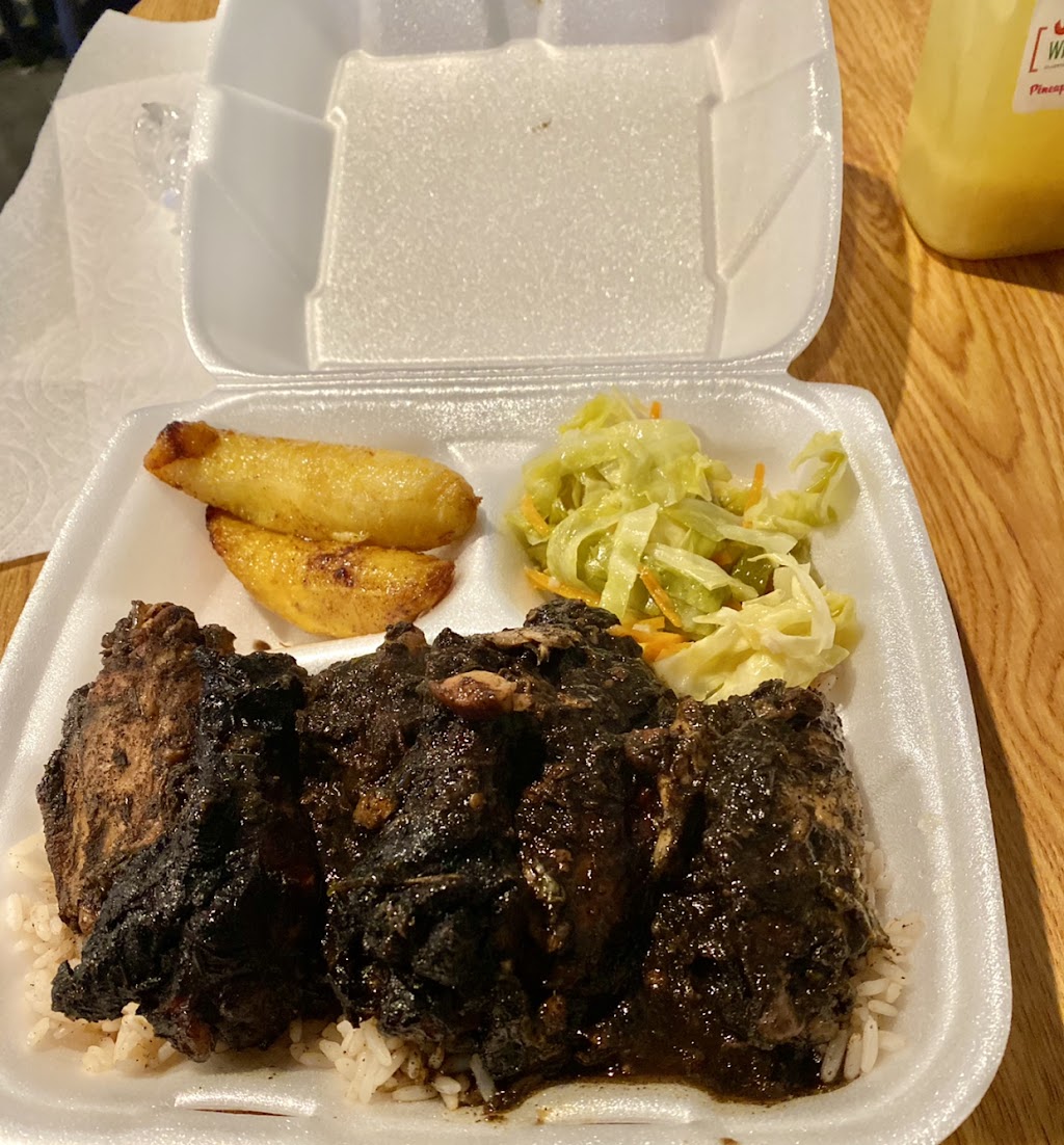 Jerk Wings Cafe | restaurant | 8300 Tampa Ave, Los Angeles, CA 91324, USA | 7472377244 OR +1 747-237-7244