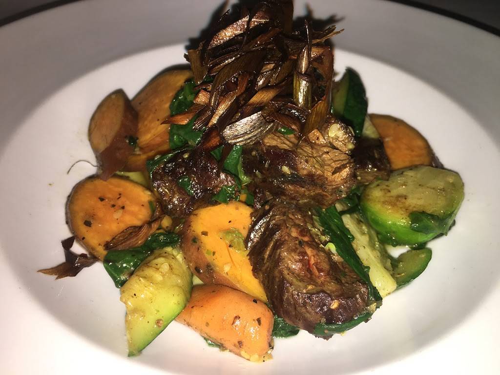 Harvest Restaurant | restaurant | 4051 E Main St, St. Charles, IL 60174, USA | 6305846300 OR +1 630-584-6300