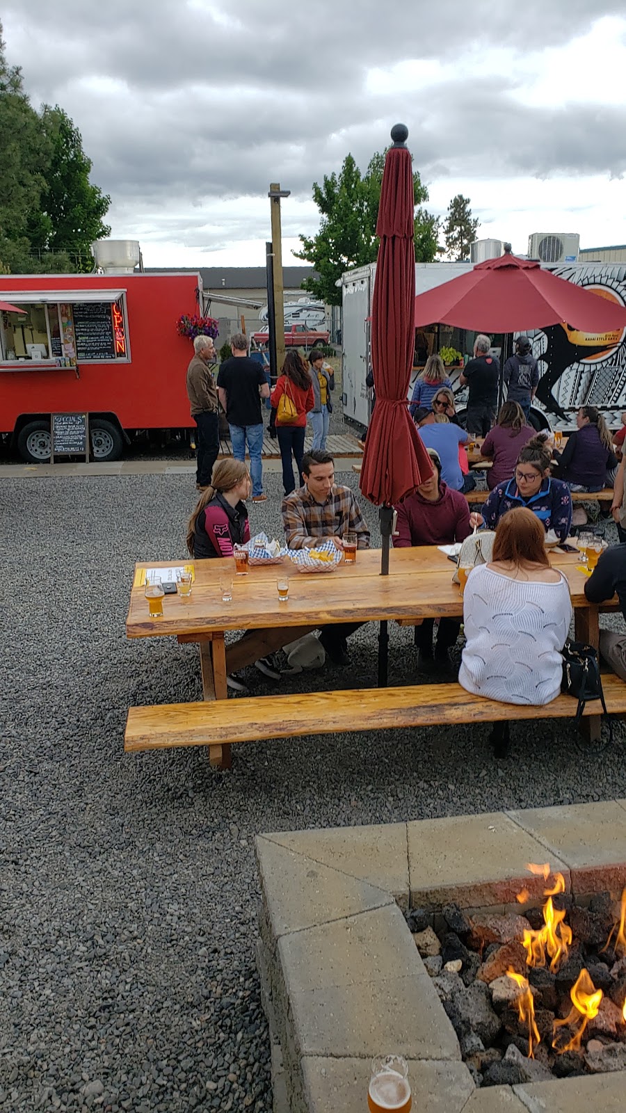 Aina Kauai Style grill | restaurant | 911 SE Armour Rd, Bend, OR 97702, USA | 5418085868 OR +1 541-808-5868