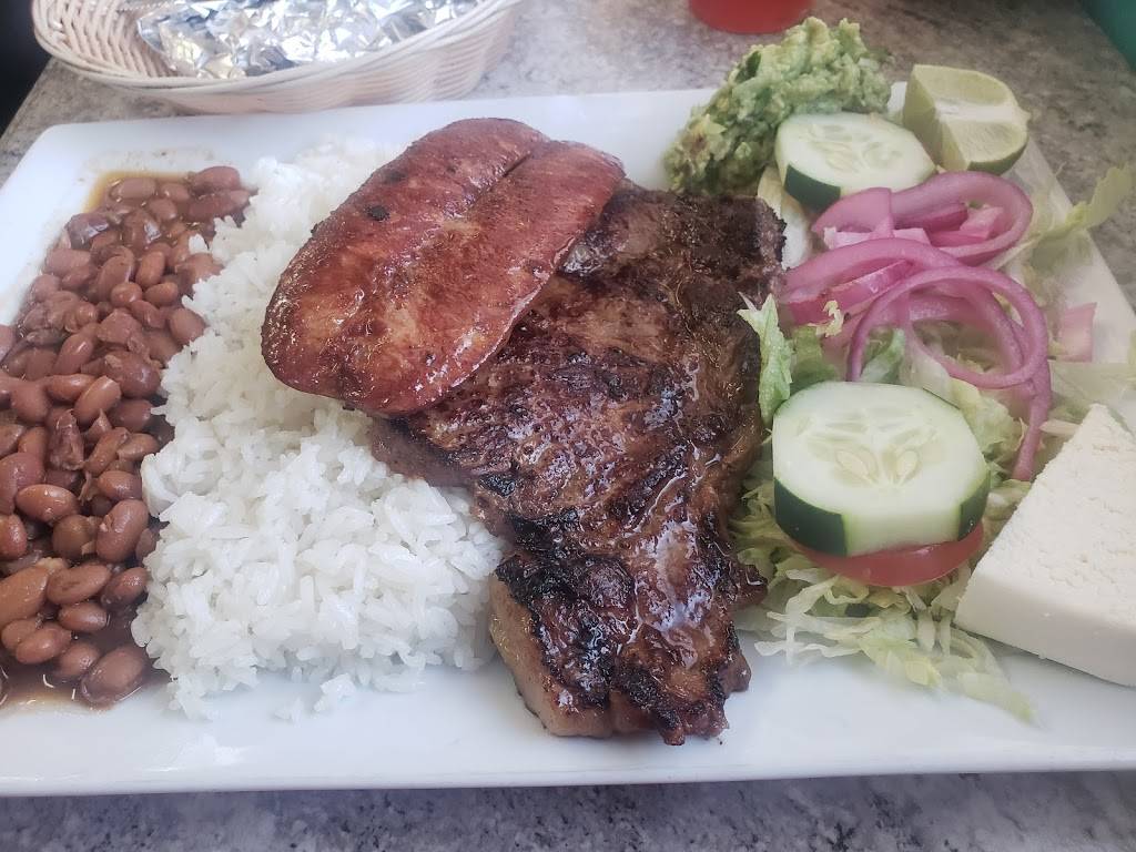 La Pupusa Loca Grille | restaurant | 144 Waverly St, Framingham, MA 01702, USA | 7747775960 OR +1 774-777-5960