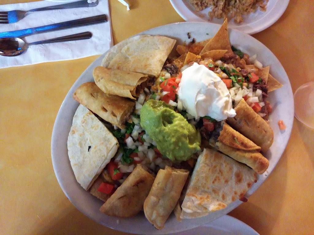 Chiquita Bonita | restaurant | 3565 E Colorado Blvd, Pasadena, CA 91107, USA | 6267965592 OR +1 626-796-5592