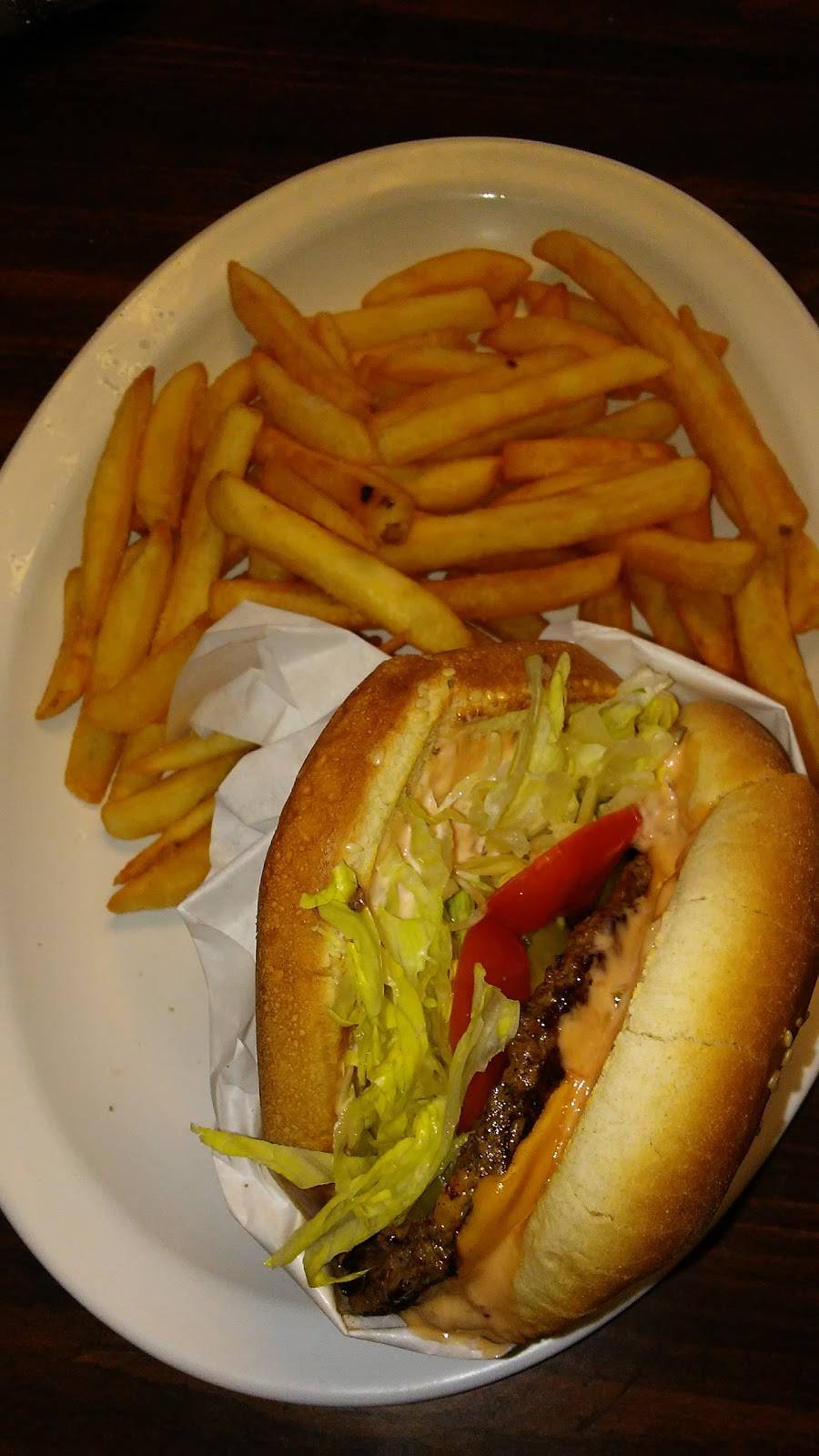 Boys Burgers Hemet | restaurant | 167 N Carmalita St, Hemet, CA 92543, USA | 9519292142 OR +1 951-929-2142