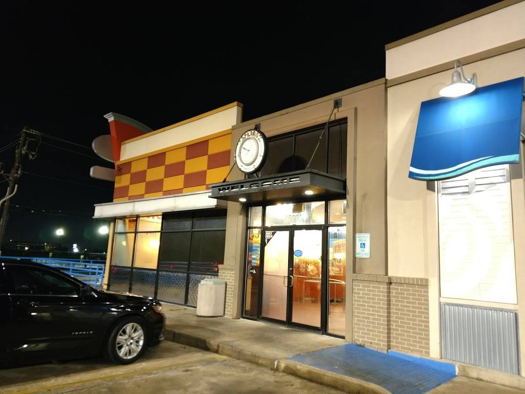 A&W | restaurant | 10270 North Fwy, Houston, TX 77037, USA | 2816686015 OR +1 281-668-6015