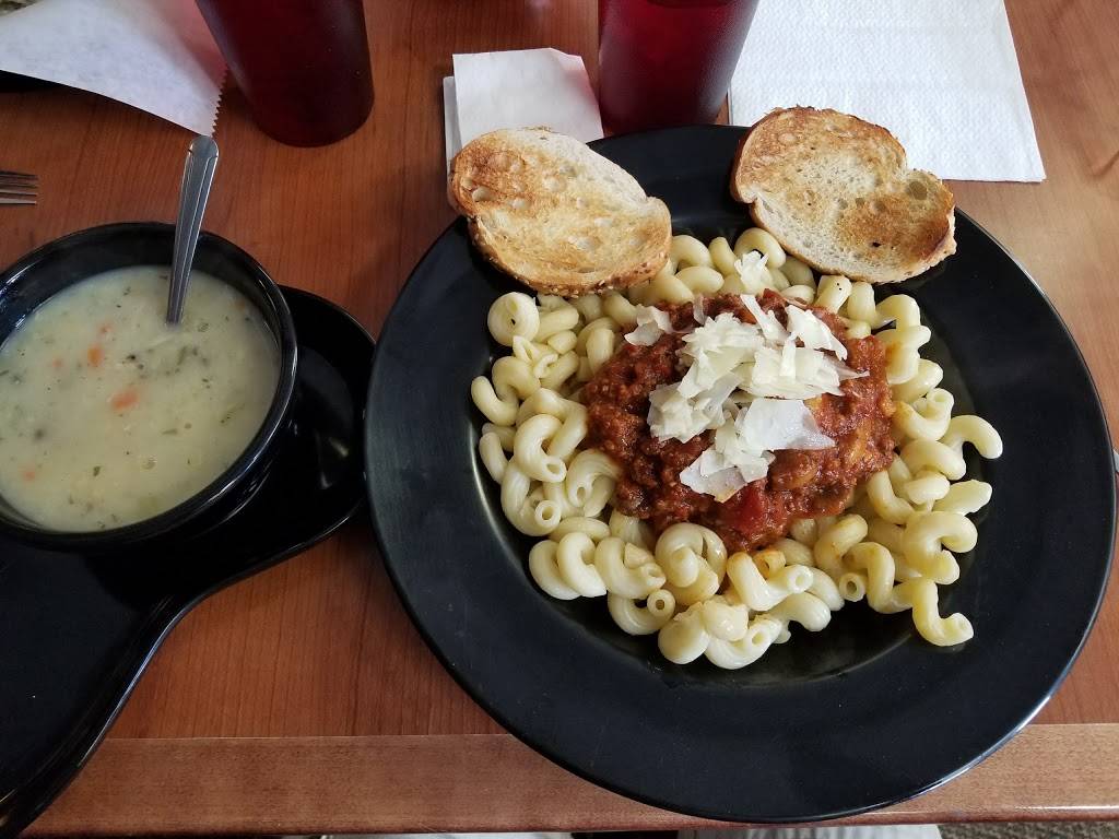 Flossie & Delzenas | restaurant | 600 Broadway St, Lincoln, IL 62656, USA | 2177322411 OR +1 217-732-2411