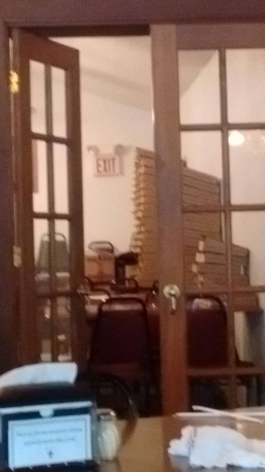 Ranch House Pizza | restaurant | 224 E Main St, Locust Grove, OK 74352, USA | 9184798905 OR +1 918-479-8905