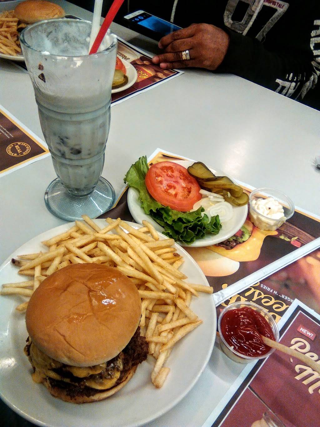 Steak n Shake | restaurant | 6789 Shannon Pkwy, Union City, GA 30291, USA | 6785192447 OR +1 678-519-2447