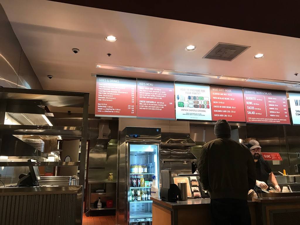 Chipotle Mexican Grill | restaurant | 13042 Fair Lakes Shopping Center, Fairfax, VA 22033, USA | 7032221117 OR +1 703-222-1117