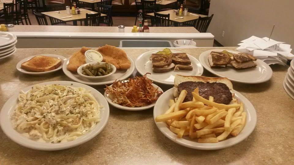 Tonis Café | restaurant | 379 IL-104, Divernon, IL 62530, USA | 2174144272 OR +1 217-414-4272