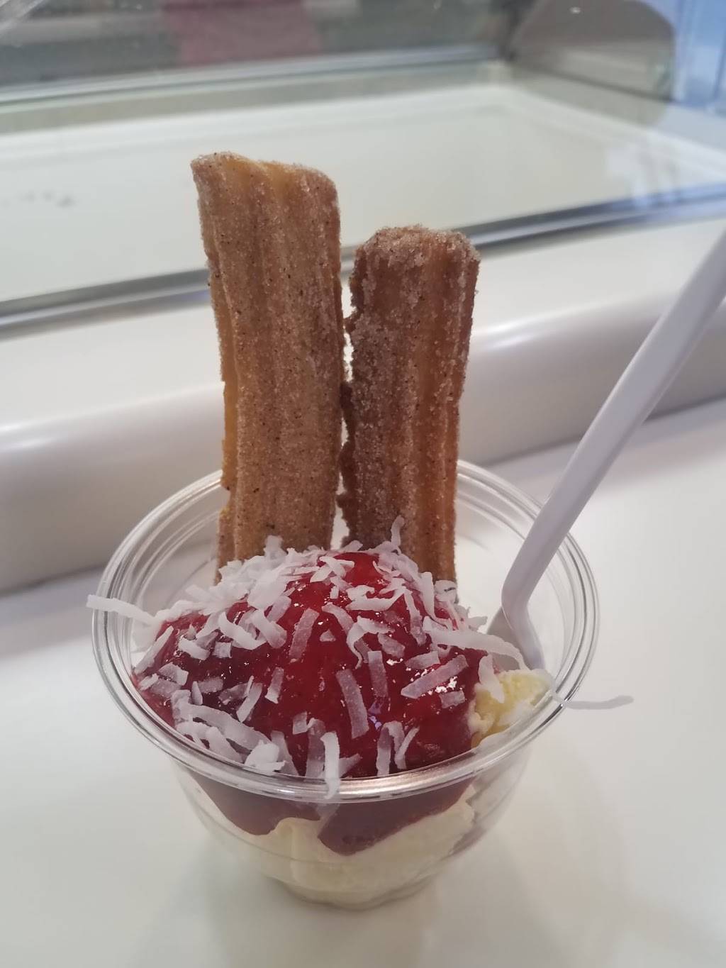 Xurro, Churro Factory | restaurant | 600 Cagan Park Ave Suite 105, Clermont, FL 34714, USA | 3524323691 OR +1 352-432-3691