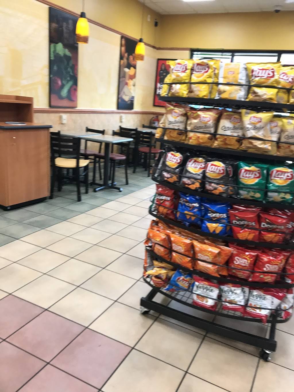 Subway | restaurant | 200 Lower River Rd, Charleston, TN 37310, USA | 4237809171 OR +1 423-780-9171