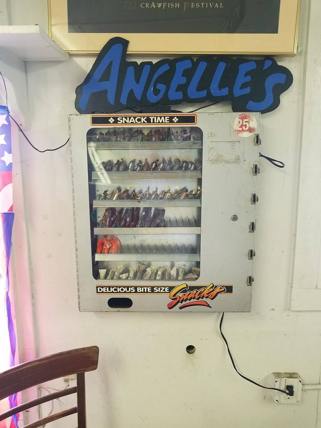 Angelles old fashioned hamburgers | restaurant | 110 E Bridge St, Breaux Bridge, LA 70517, USA | 3374426046 OR +1 337-442-6046