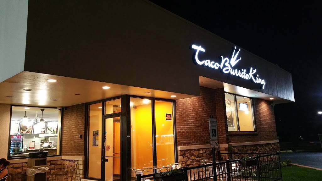 Taco Burrito King | restaurant | 11 E Oakton St, Des Plaines, IL 60018, USA | 8476998400 OR +1 847-699-8400