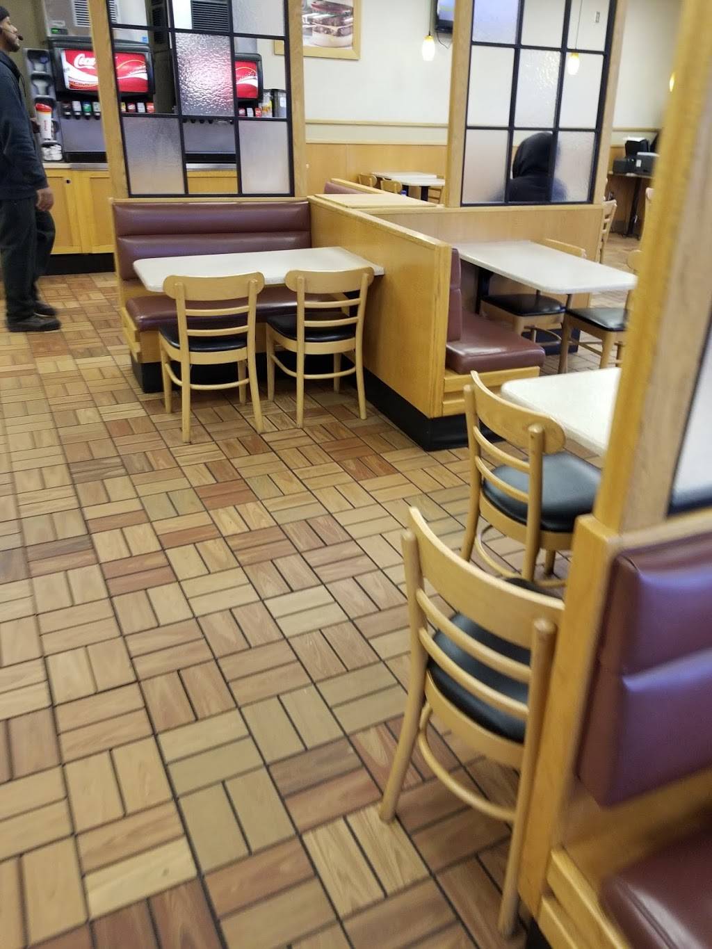 Wendys | restaurant | 433 Old Gate Ln, Milford, CT 06460, USA | 2038769428 OR +1 203-876-9428