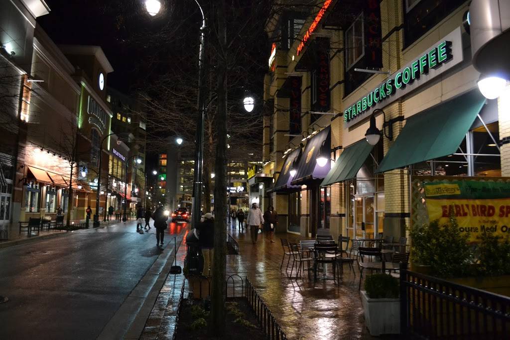 Starbucks | cafe | 915 Ellsworth Dr C-19, Silver Spring, MD 20910, USA | 3015873792 OR +1 301-587-3792