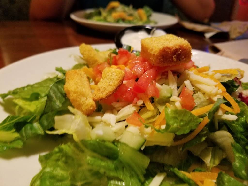 Applebees Grill + Bar | restaurant | 3400 S Mooney Blvd, Visalia, CA 93277, USA | 5597342332 OR +1 559-734-2332