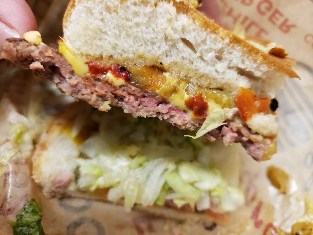 Blakes Lotaburger | restaurant | 7017 N Mesa St, El Paso, TX 79912, USA | 9157306264 OR +1 915-730-6264