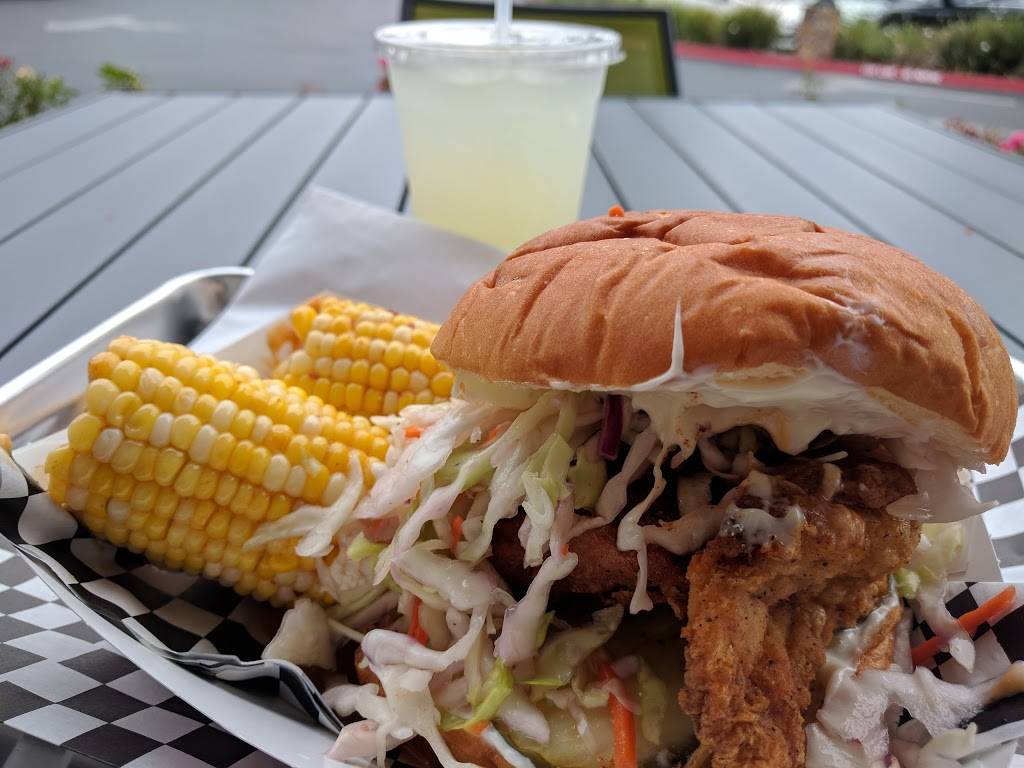 Fast Tonys Chicken | restaurant | Town & Country Plaza, 855 El Camino Real Suite #162, Palo Alto, CA 94301, USA | 6503218669 OR +1 650-321-8669