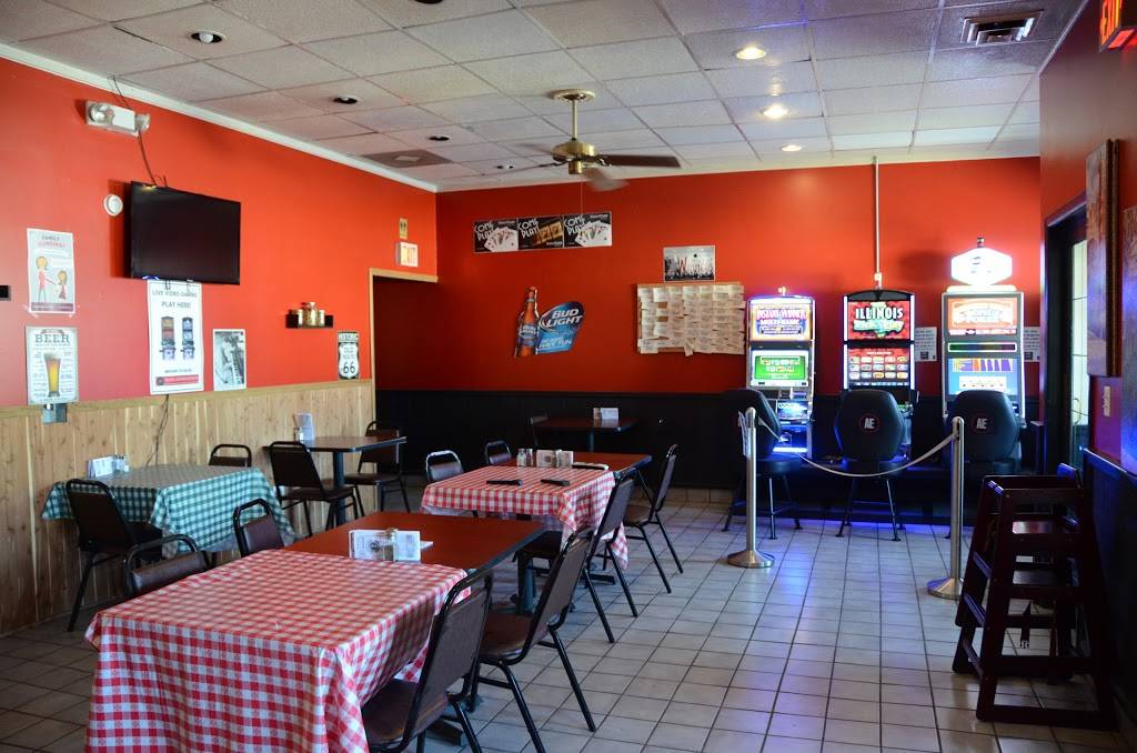 Wilmington Pizzeria | restaurant | 205 E Baltimore St, Wilmington, IL 60481, USA | 8154767011 OR +1 815-476-7011