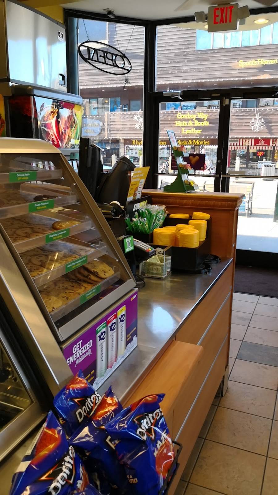 Subway | restaurant | 600 Parkway, Gatlinburg, TN 37738, USA | 8654304690 OR +1 865-430-4690