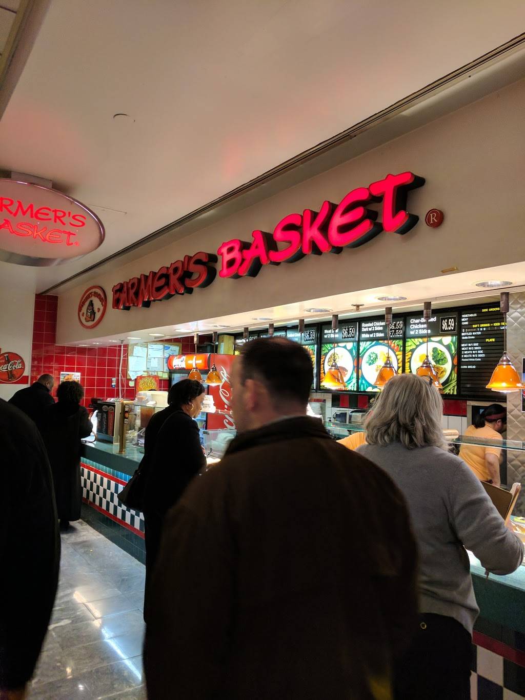 Farmers Basket | restaurant | 231 Peachtree Center Ave NE #B44, Atlanta, GA 30303, USA | 4048809398 OR +1 404-880-9398