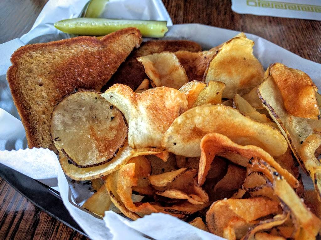 Ottos Bar | restaurant | 845 W Park Ave, Ocean Township, NJ 07712, USA | 7326869566 OR +1 732-686-9566