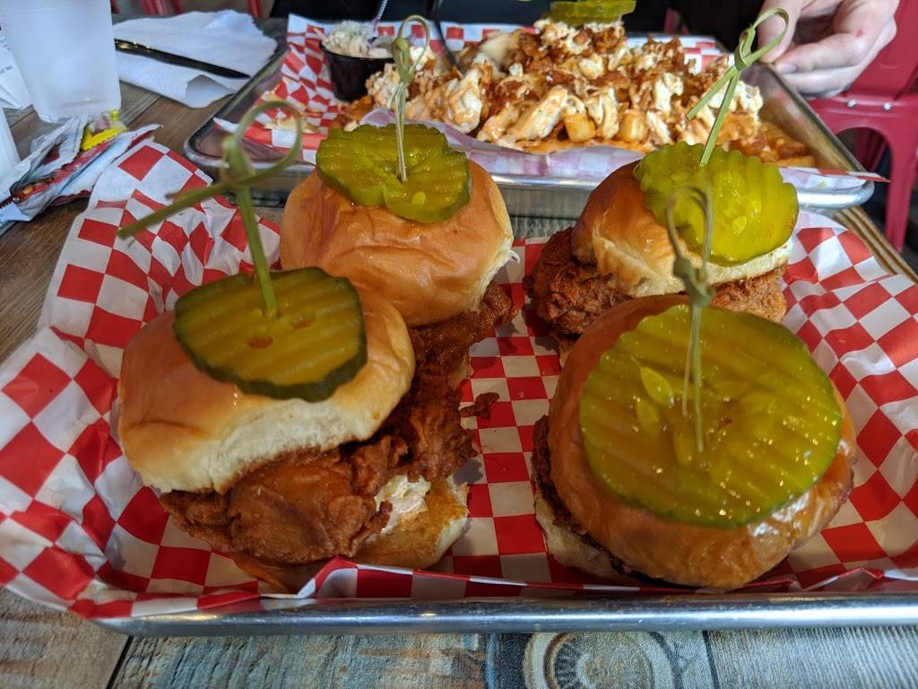 FireBirds Chicken | restaurant | 4155 University Ave, San Diego, CA 92105, USA | 6193268235 OR +1 619-326-8235