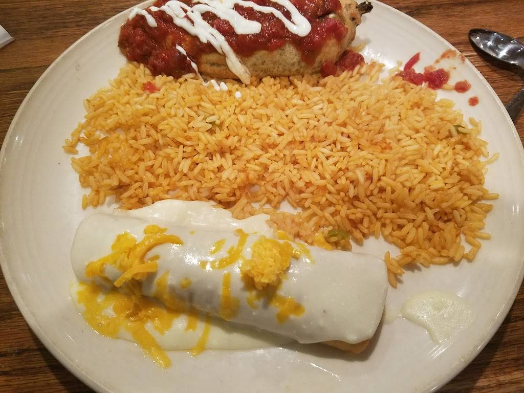 El Chico Cafe | restaurant | Sooner Fashion Mall, 3439 W Main St, Norman, OK 73072, USA | 4053602146 OR +1 405-360-2146