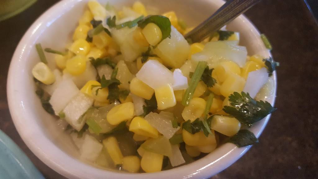 El Chaparral Mexican Restaurant | restaurant | 2838 N Loop 1604 E, San Antonio, TX 78232, USA | 2104902427 OR +1 210-490-2427