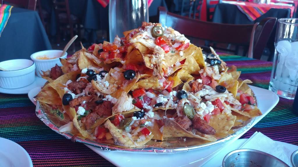 Guacamole Mexican Bistro | restaurant | 16850 Yonge St, Newmarket, ON L3Y 0A3, Canada | 9052357185 OR +1 905-235-7185