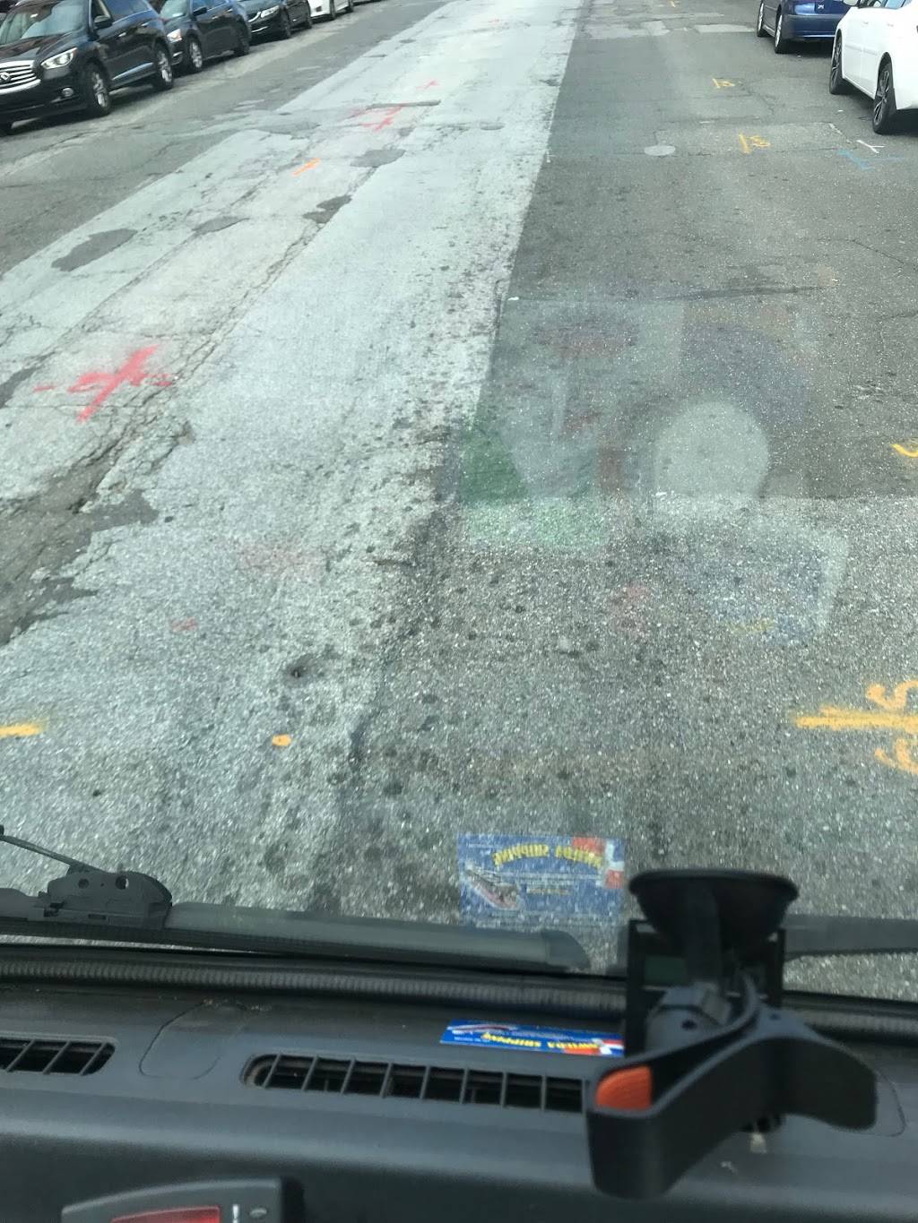 Main Street Fish Market | restaurant | 71 Main St B, Hempstead, NY 11550, USA | 5164832334 OR +1 516-483-2334